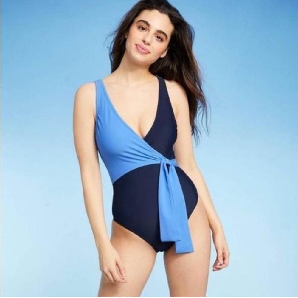 Kona Sol Target XS color block One piece swimsuit summersalt